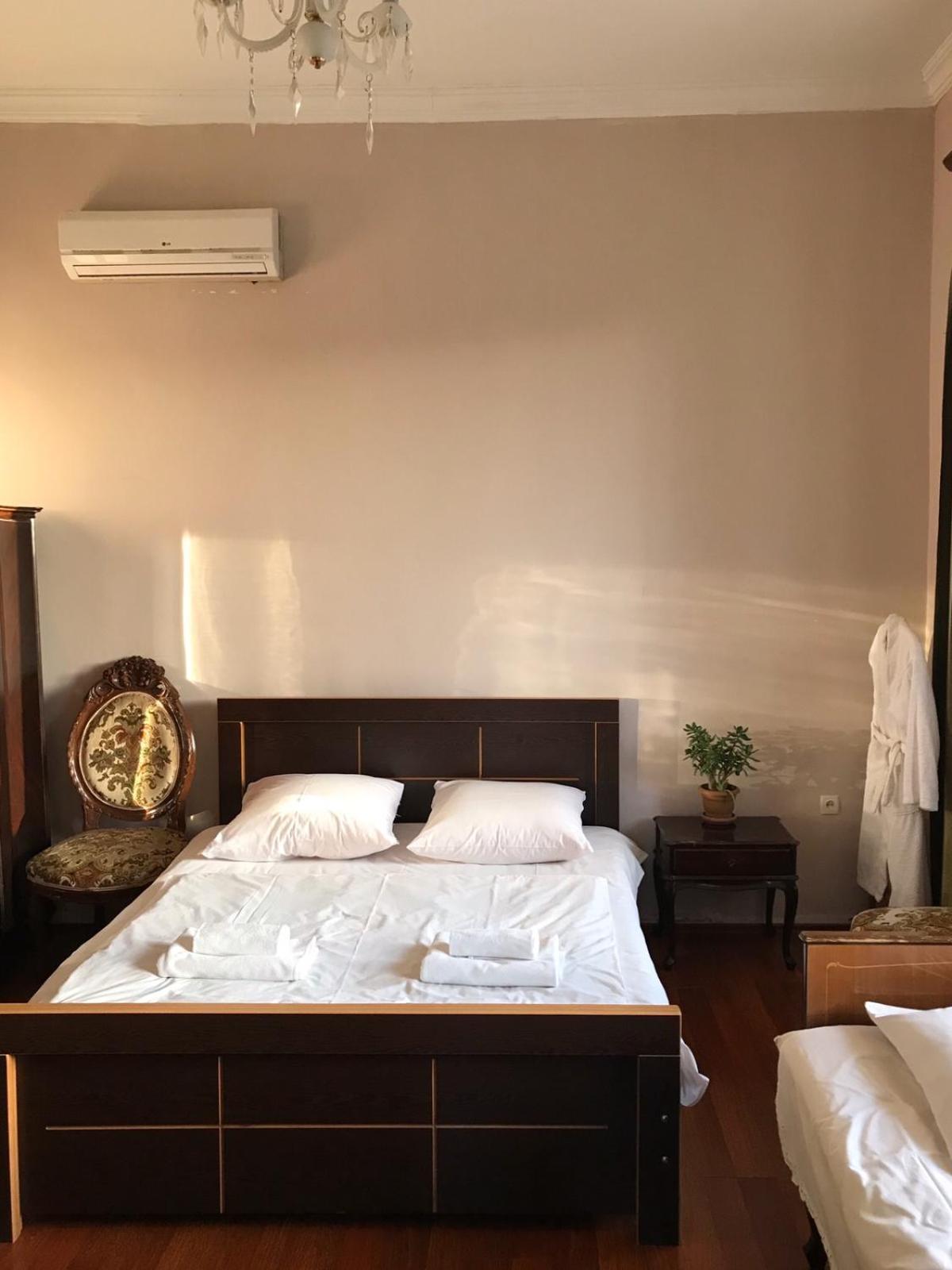 Guest House Nona คูทายสิ ห้อง รูปภาพ