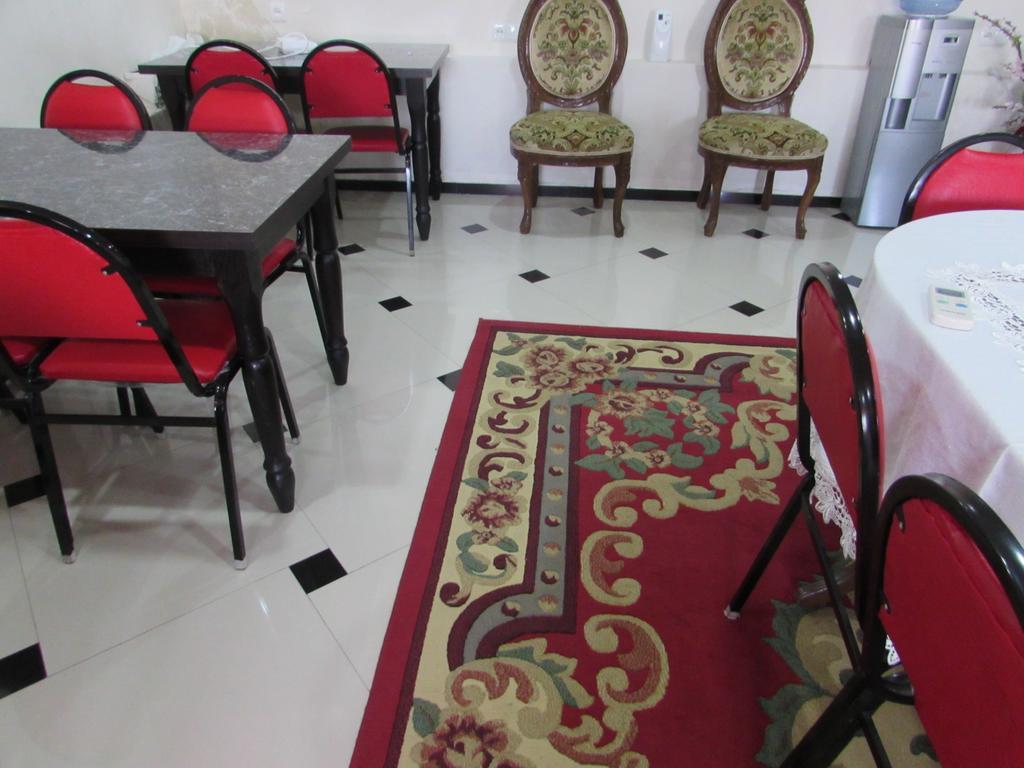 Guest House Nona คูทายสิ ภายนอก รูปภาพ